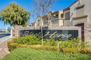 Photo #3: 2377202 Listing