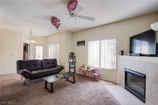 Photo #5: 2377202 Listing