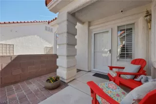 Photo #2: 2377248 Listing 