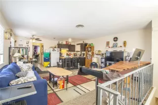 Photo #3: 2377283 Listing 