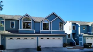 Photo #1: 2377371 Listing 