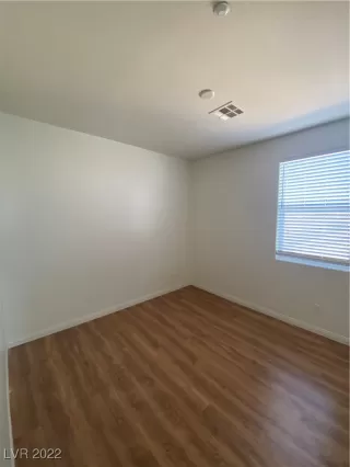 Photo #5: 2377376 Listing 