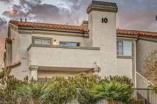 Photo #1: 2377395 Listing 