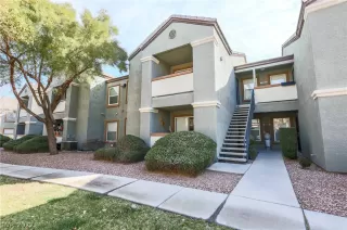 Photo #1: 2377402 Listing