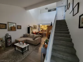 Photo #1: 2377458 Listing