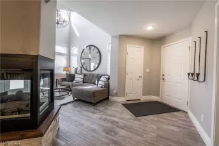 Photo #6: 2377467 Listing