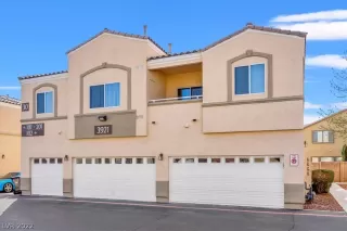 Photo #1: 2377523 Listing 