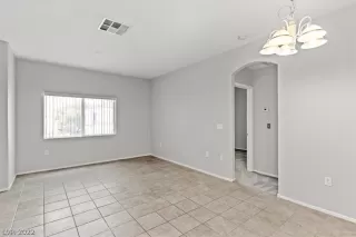 Photo #6: 2377523 Listing 