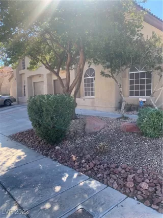 Photo #4: 2377555 Listing 