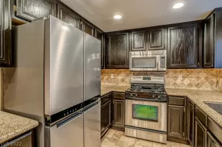 Photo #6: 2377584 Listing 