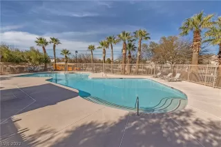 Photo #2: 2377588 Listing