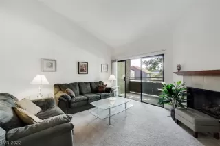 Photo #1: 2377590 Listing 