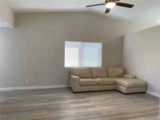 Photo #1: 2377674 Listing 