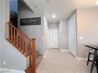 Photo #2: 2377692 Listing 