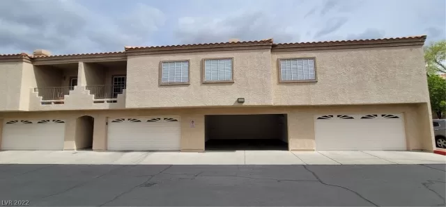 MLS: 2377696 Condo For Sale