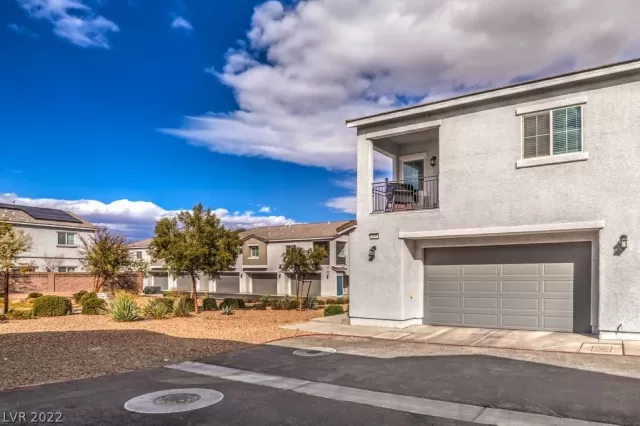 MLS: 2377706 Condo For Sale