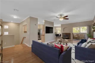 Photo #5: 2377709 Listing