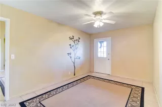 Photo #6: 2377769 Listing 