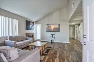 Photo #1: 2377779 Listing