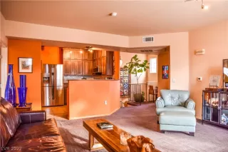 Photo #6: 2377803 Listing