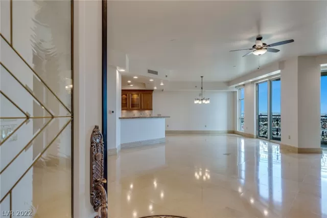 MLS: 2377864 Condo For Sale