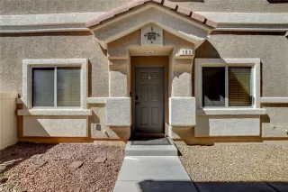 Photo #3: 2377922 Listing 