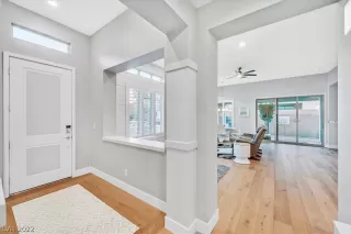 Photo #1: 2377932 Listing 