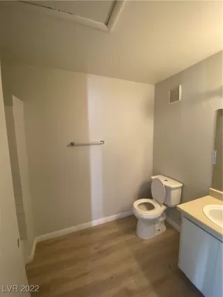 Photo #4: 2377991 Listing 