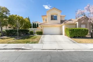 Photo #1: 2378004 Listing