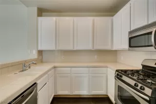 Photo #2: 2378004 Listing