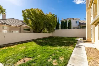 Photo #5: 2378004 Listing