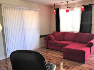 Photo #1: 2378037 Listing 