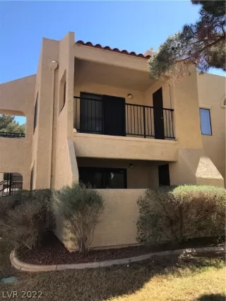 Photo #3: 2378037 Listing 