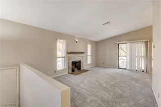 Photo #1: 2378038 Listing