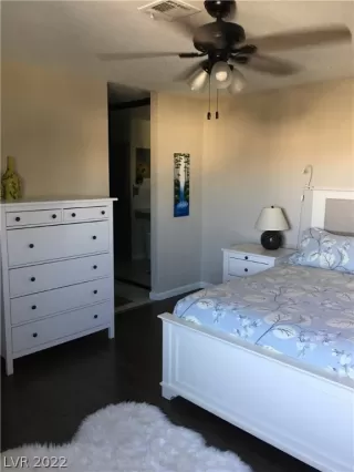Photo #2: 2378063 Listing 