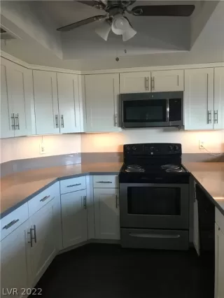 Photo #4: 2378063 Listing 