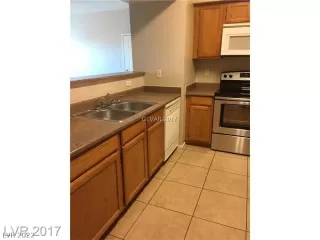 Photo #4: 2378073 Listing 