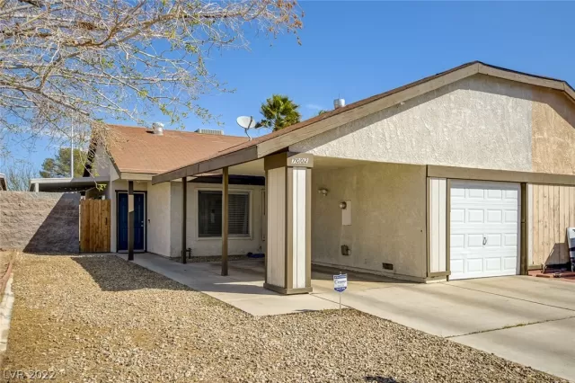 MLS: 2378192 Condo For Sale