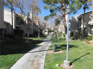 Photo #2: 2378224 Listing 