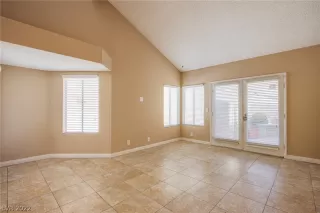 Photo #5: 2378236 Listing