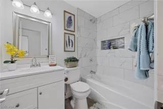 Photo #6: 2378255 Listing