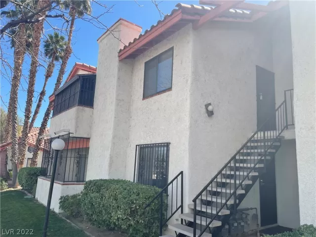 MLS: 2378299 Condo For Sale