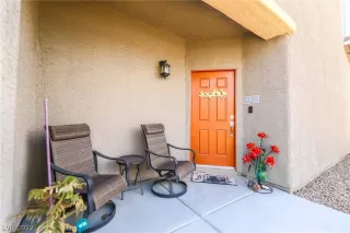 Photo #4: 2378351 Listing
