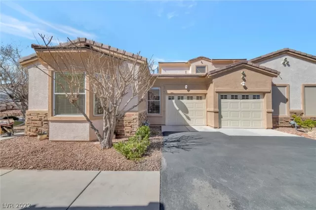 MLS: 2378387 Condo For Sale