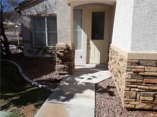 Photo #1: 2378387 Listing