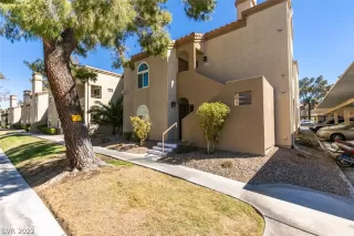 Photo #5: 2378410 Listing