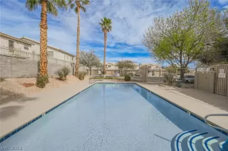 Photo #4: 2378416 Listing