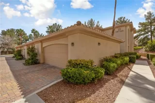 Photo #1: 2378475 Listing