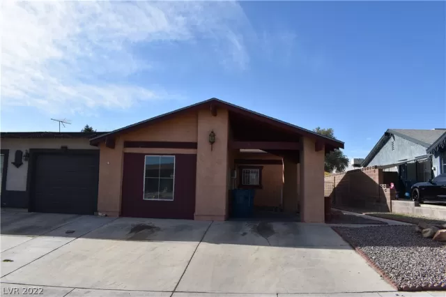 MLS: 2378480 Condo For Sale