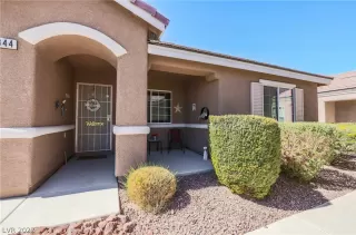 Photo #2: 2378510 Listing 